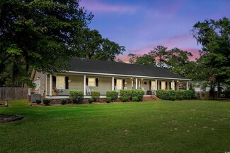 1440 Hagley Dr, Pawleys Island, SC 29585