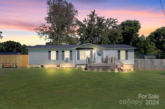 3029 Eli Ln, Hudson, NC 28638