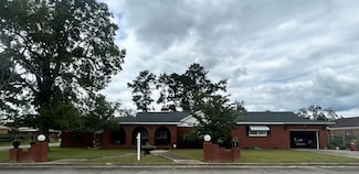 202 E 15th St, Alma, GA 31510