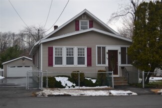 78 Vanderwerken Ave, Waterford, NY 12188