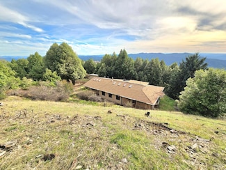 36955 Eureka Stagecoach Rd, Willits, CA 95490