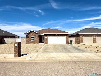 308 Almond Tree Ln, Clovis, NM 88101