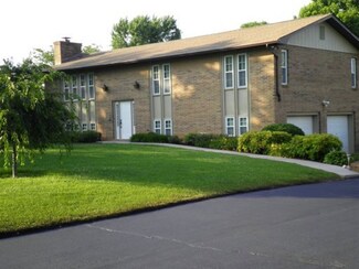 317 Jackson Hills Dr, Maryville, TN 37804