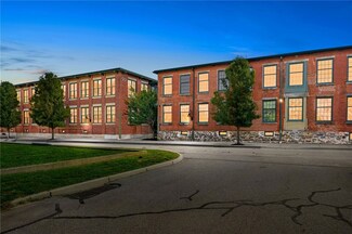 99 Allen St Unit 211, Woonsocket, RI 02895