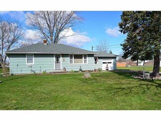 1567 Lake Rd, Hamlin, NY 14464