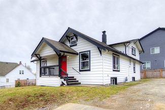 4447 S 144th St, Tukwila, WA 98168