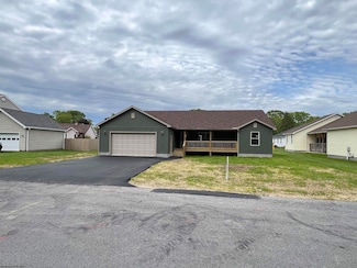107 Valley Ct, Elkins, WV 26241