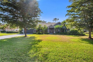 173 Edgemere Way S, Naples, FL 34105