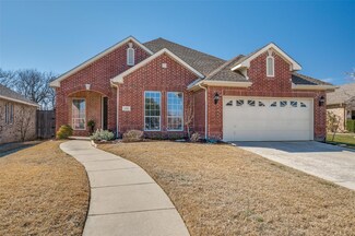 1725 Peregrine Dr, Corinth, TX 76210