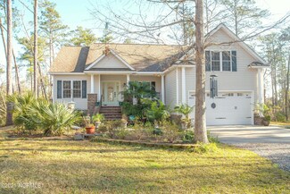 100 White Hall Rd, Arapahoe, NC 28510