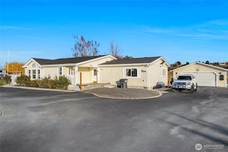 4687 Covey Ln NE, Moses Lake, WA 98837