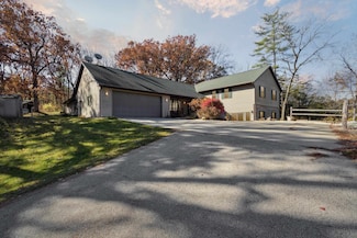 3121 N Co Rd E, Janesville, WI 53548
