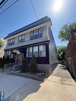 754-756 S 11th St Unit 2, Newark, NJ 07103