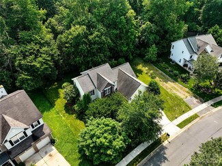 8211 Mccarron Way, Charlotte, NC 28215