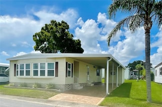 215 Red Maple Dr, Palm Harbor, FL 34684