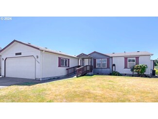 2394 Maia Loop, Springfield, OR 97477