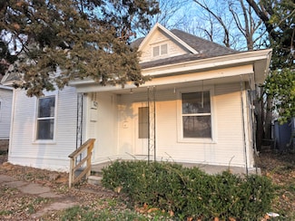 934 N National Ave, Springfield, MO 65802