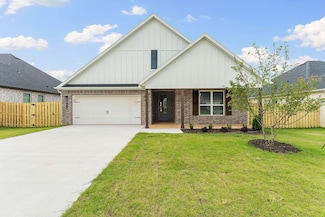 1817 Edwards St, Pea Ridge, AR 72751