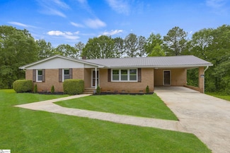 1257 Robert P Jeanes Rd, Easley, SC 29640