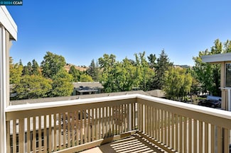 1216 Running Springs Rd Unit 7, Walnut Creek, CA 94595