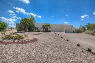 9300 Oakland Ave NE, Albuquerque, NM 87122