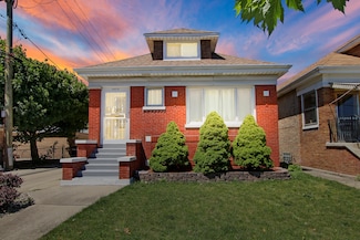 4414 N Monitor Ave, Chicago, IL 60630