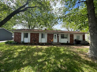 2015 Rosewood Dr, Anderson, IN 46011