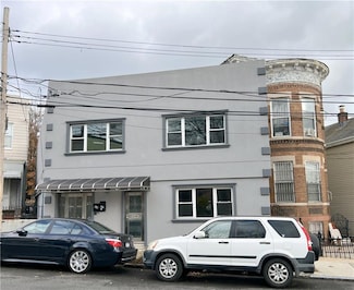 68-02 Jay Ave, Maspeth, NY 11378