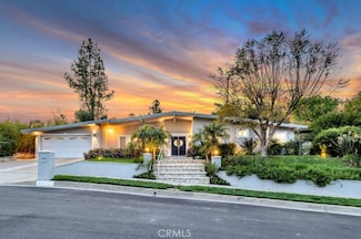 23747 Canzonet St, Woodland Hills, CA 91367