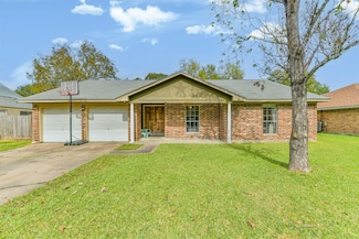 5526 Thornwood Cir, Dickinson, TX 77539