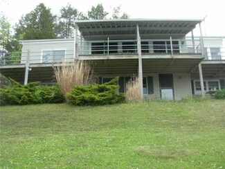 337 Lakeview Blvd, Delevan, NY 14042