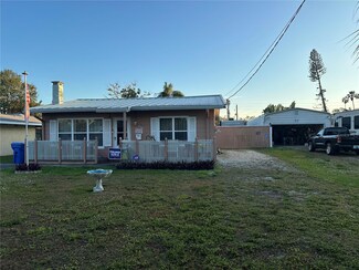 2105 18th Ave W, Bradenton, FL 34205