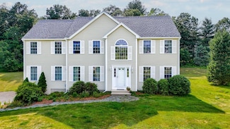 20 Hancock Ln, Pelham, NH 03076