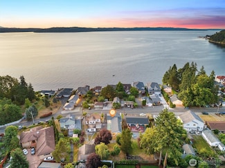 5327 Hyada Blvd NE, Tacoma, WA 98422