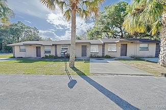 1154 NE 1st St, Crystal River, FL 34429
