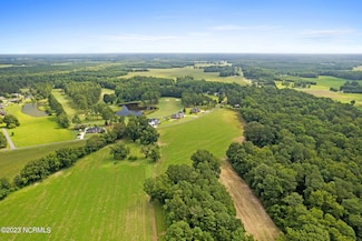 1967 Bill Hooks Rd, Whiteville, NC 28472