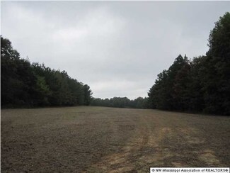 280 Highway Unit 4, Holly Springs, MS 38635