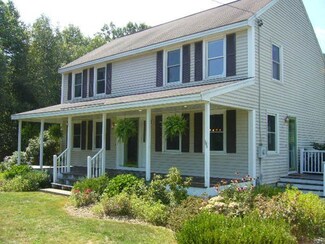 10 Griffin Ln, Litchfield, NH 03052