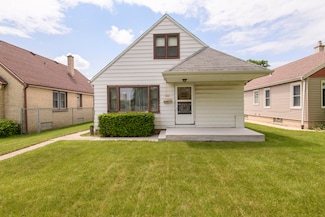 3861 S 13th St, Milwaukee, WI 53221