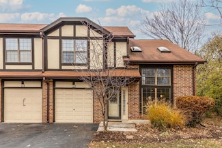 367 Golfview Ct, Bloomingdale, IL 60108