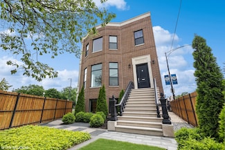 3958 S Drexel Blvd, Chicago, IL 60653
