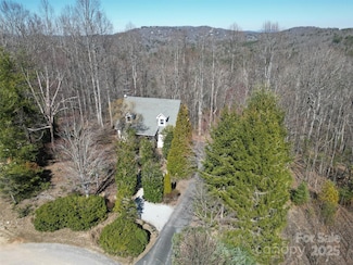 1208 Kanuga Ridge Rd, Hendersonville, NC 28739