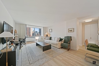 1965 Broadway Unit 9D, New York, NY 10023