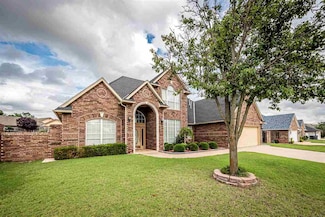 813 NW 76th St, Lawton, OK 73505
