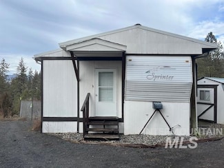 104 Overlook Ln, Kamiah, ID 83536