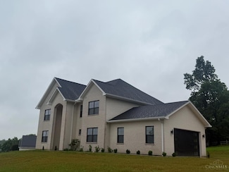 1324 Northwoods Dr, Hillsboro, OH 45133