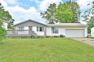 3715 Ravenwood Dr SE, Warren, OH 44484