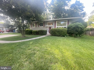 4304 San Carlos Dr, Fairfax, VA 22030