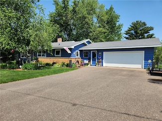 909 E Woodland Ave, Barron, WI 54812