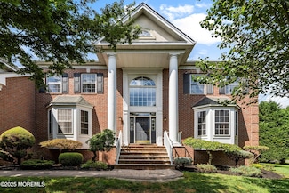 100 Timber Ln, Marlboro, NJ 07746